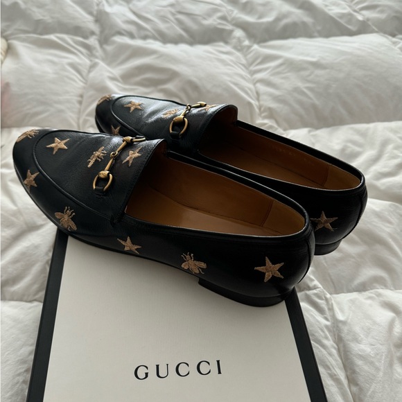 Shoes - Picture 5 of 7